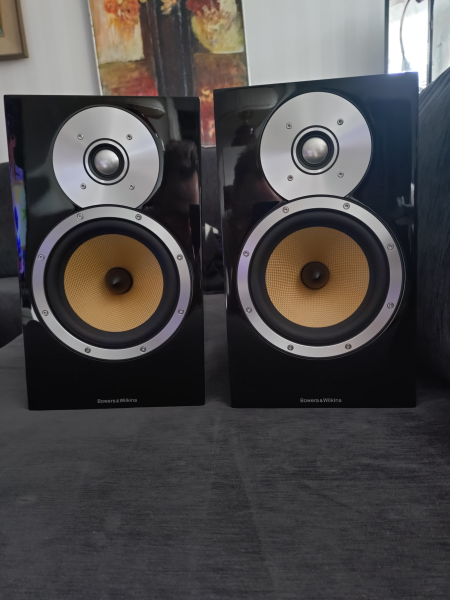 Bowers,& Wilkins speaker CM5 Black+orginal stativ. - Bild 2 av 4