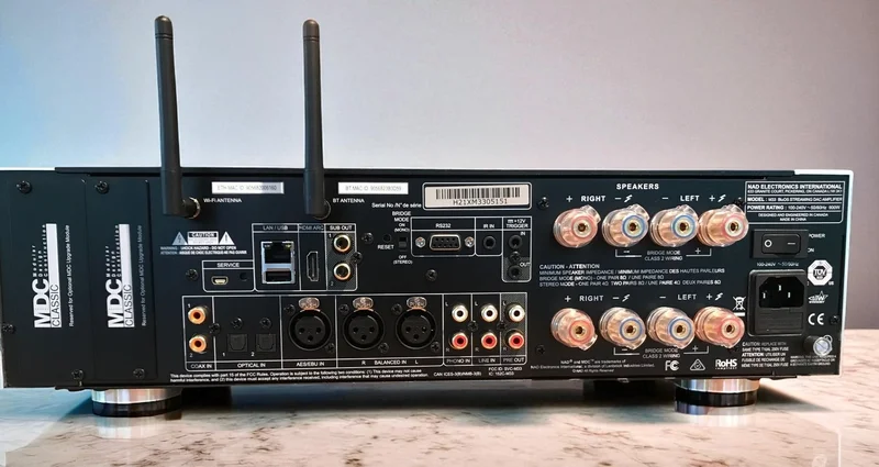 NAD Masters M33 integrerad förstärkare NAD Masters M33 integrerad förstärkare - Bild 8 av 8