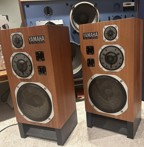 Yamaha ns1000m  - Bild 2 av 2
