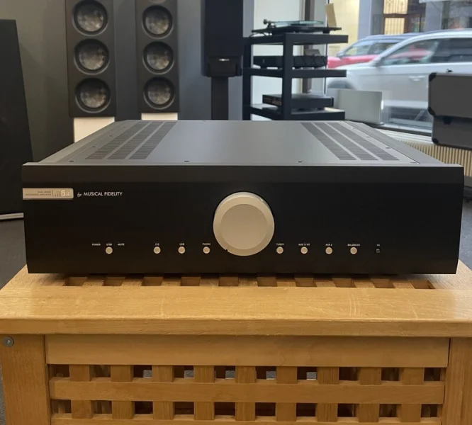 Musical Fidelity M6 SI, demo-ex - Bild 1 av 2