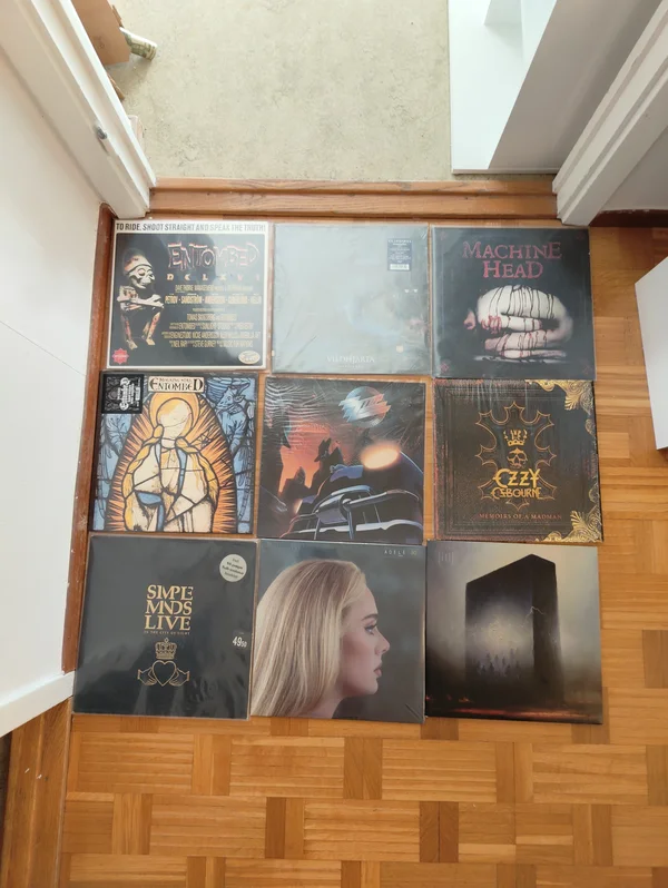 Vinylskivor s&auml;ljes i v&auml;ldigt gott skick - Bild 2 av 37