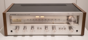 Pioneer SX-550 Stereo AM/FM Receiver (1976-78)