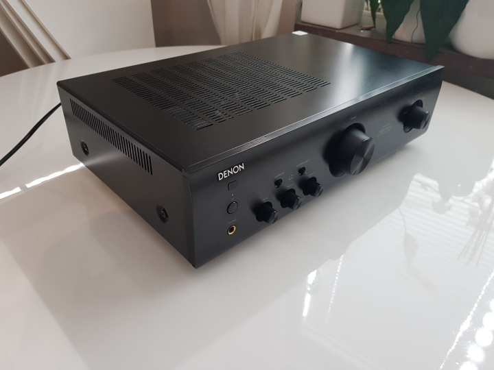 DENON 520AE Stereo Förstärkare