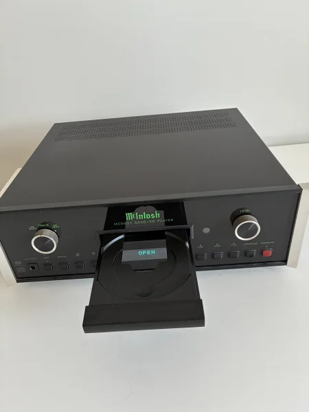 McIntosh MCD201 SACD/CD Player &ndash; originalkartong &ndash; fj&auml;rrkontroll - Bild 2 av 5