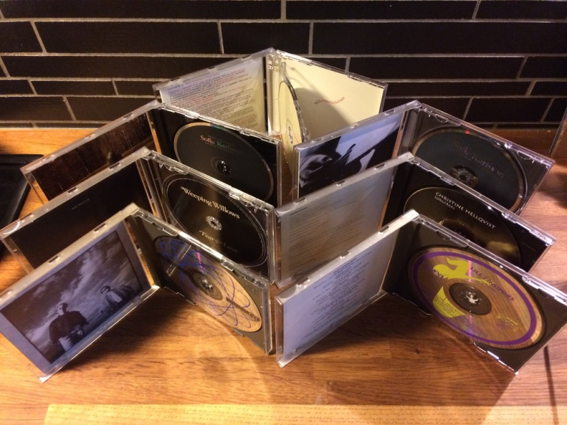 CD - SVENSKA ARTISTER 30kr/st (Fint Skick) - Bild 3 av 4