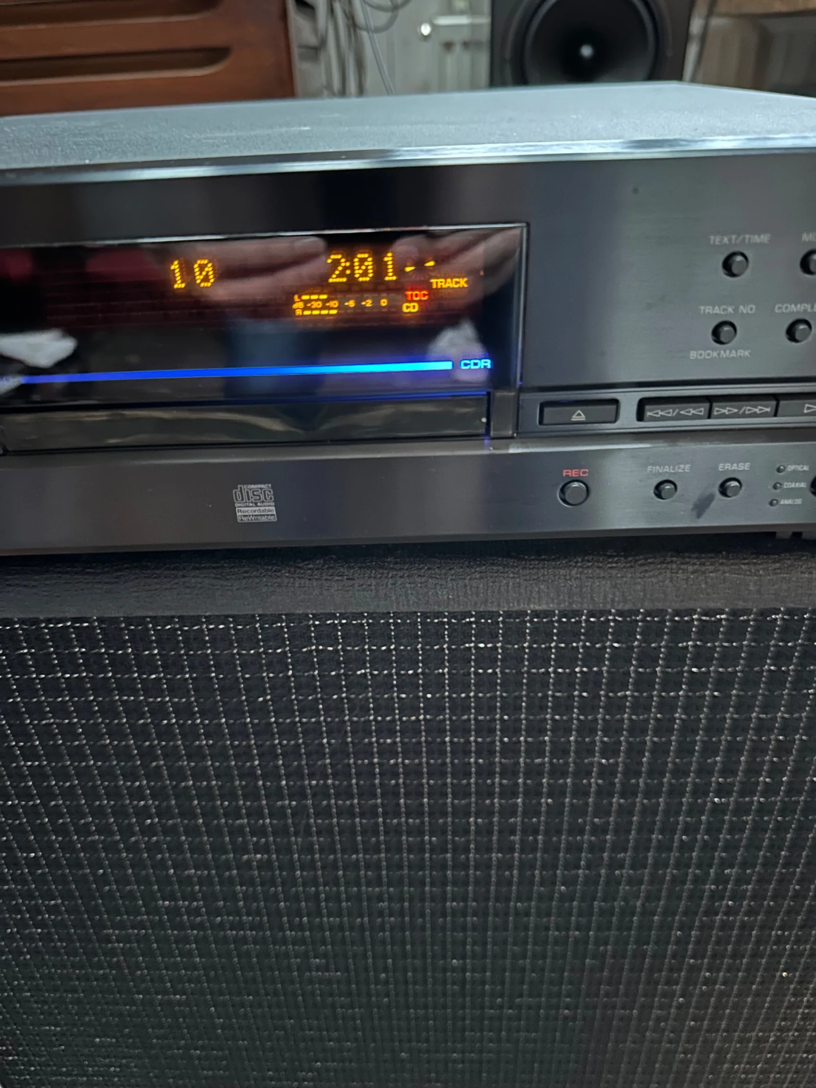 Yamaha CDR-HD1500 - Bild 2 av 4