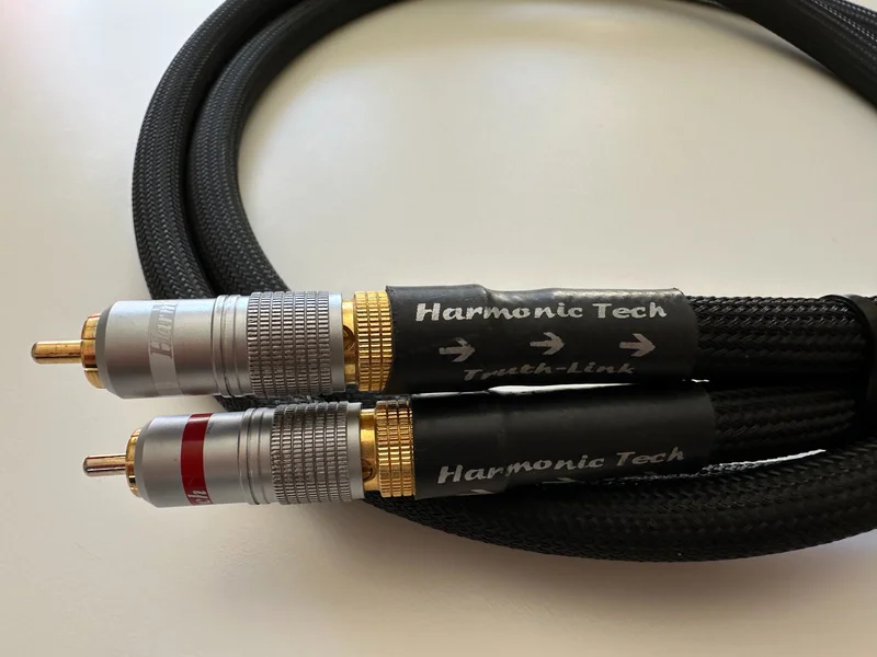 Harmonic Tech Truth-Link 1m RCA Harmonic Tech Truth-Link 1m RCA - Bild 2 av 5