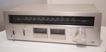 Pioneer TX-606 AM/FM Stereo Tuner (1978-79)