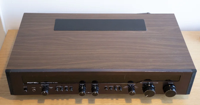 Rotel RX-602 AM/FM Stereo Receiver - Bild 2 av 5