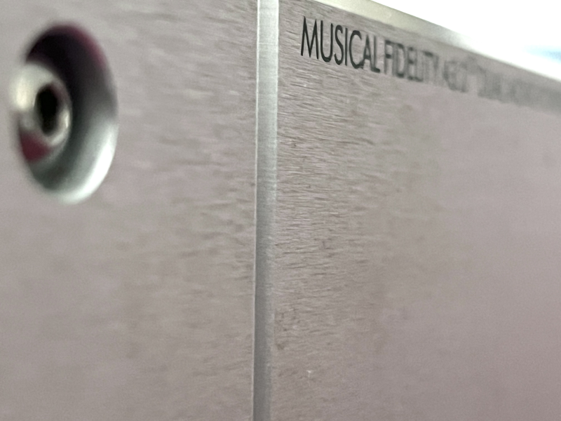 Musical Fidelity A3.2 CR Power Amplifier - Bild 2 av 3