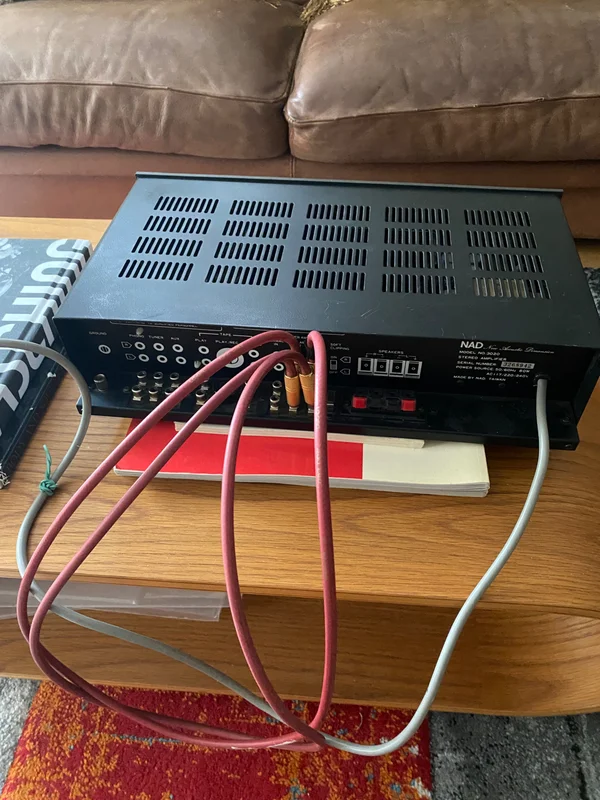 NAD 3020 - Billede 3 af 3