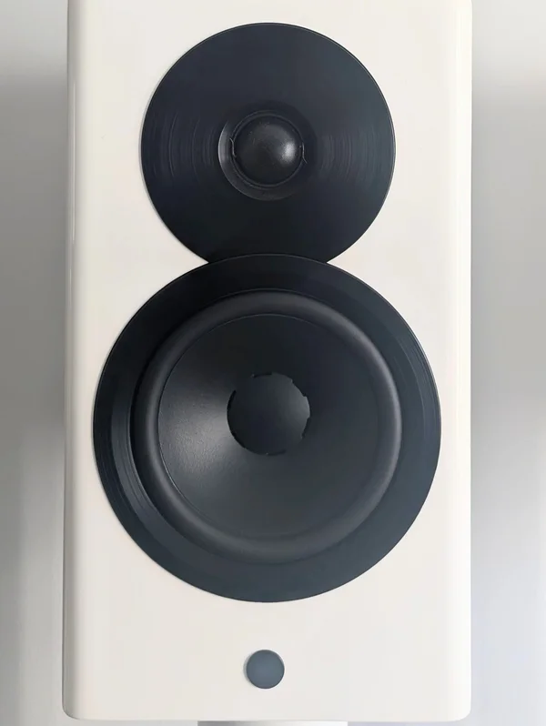 Dynaudio Focus 10 &ndash; aktiva h&ouml;gtalare &ndash; vit &ndash; Dirac - Bild 3 av 8