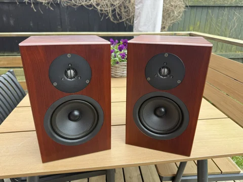 Linn Tukan inklusive stativ