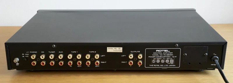 Rotel RC-980BX Stereo Control Amplifier Rotel RC-980BX Stereo Control Amplifier - Billede 4 af 5