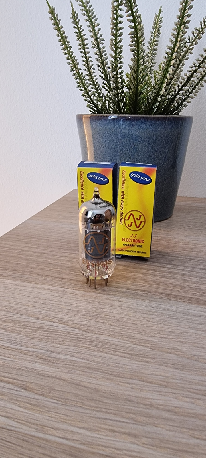 JJ ECC803S /12AX7 
