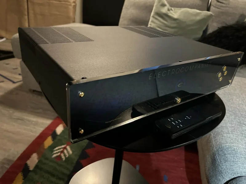 electrocompaniet ec 4,7 f&ouml;rf&ouml;rst&auml;rkare - Bild 1 av 3