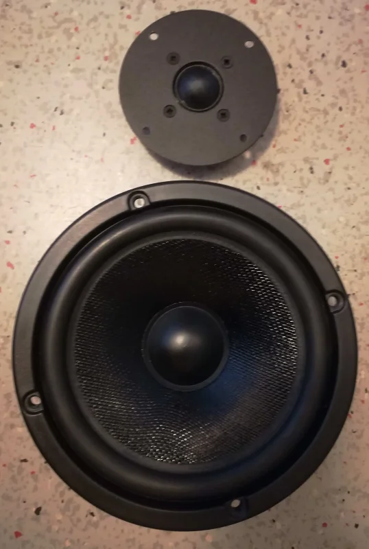 H&ouml;gtalarelement till salu - Bild 2 av 5