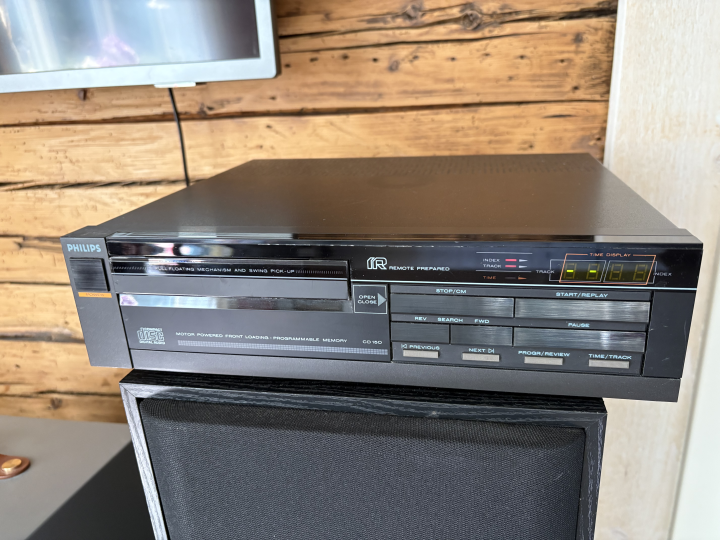 Philips CD150