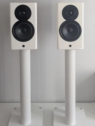 Dynaudio Focus 10 – aktiva högtalare – vit – Dirac