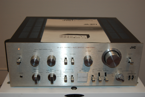 JVC JA-S71