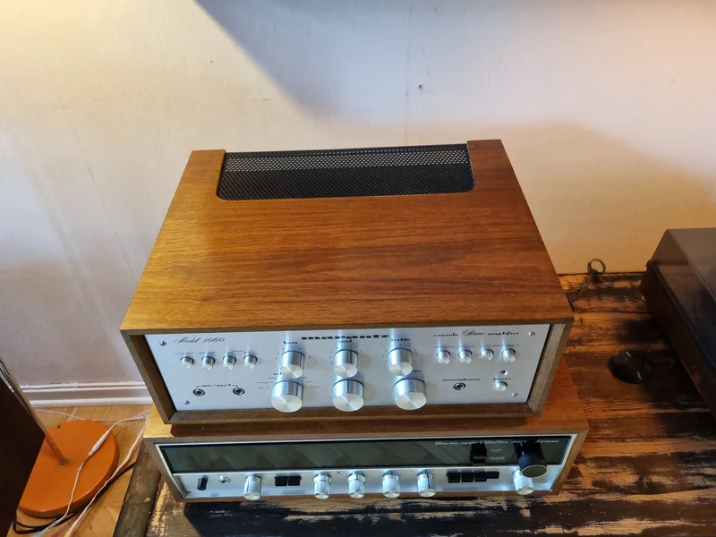 Marantz 1060 med tr&auml;kabinett, nyservad. - Bild 2 av 7