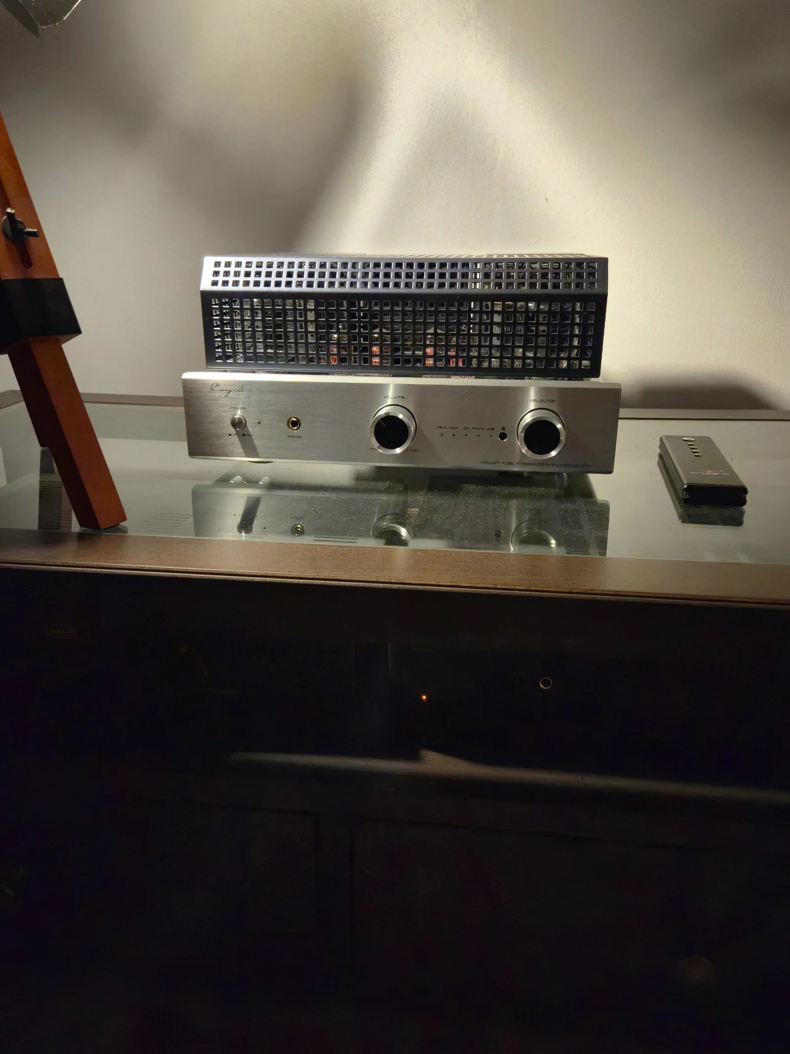 Cayin CS-55A, KT-88 Cayin CS-55A, KT-88 - Bild 1 av 1