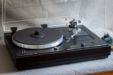 Thorens TD520
