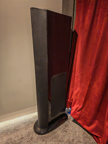 GoldenEar Triton One.R