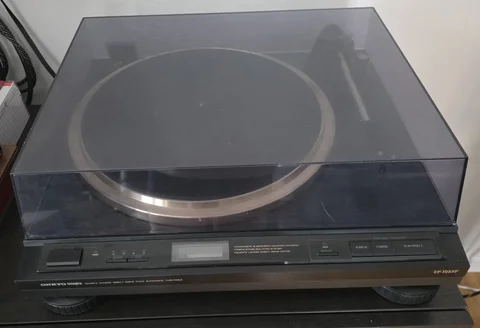 Onkyo CP1057F