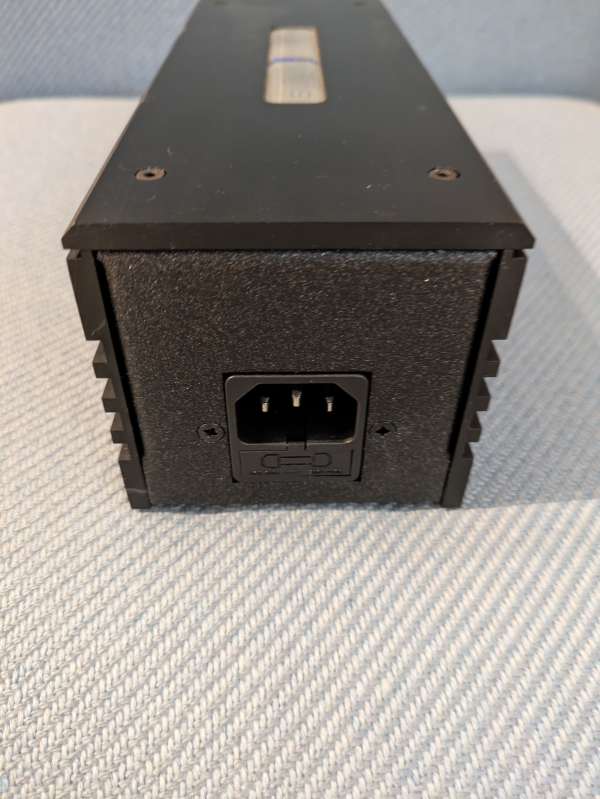 IsoTek Evo3 Syncro Uni - Bild 2 av 2