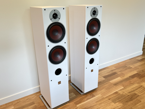 Dali Zensor 7 i bra skick