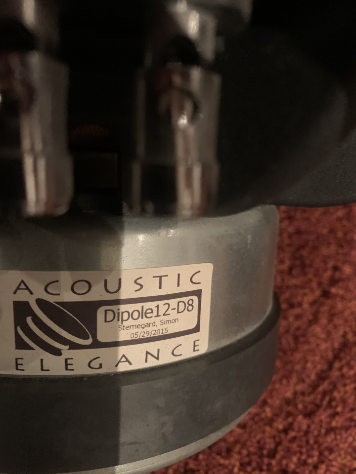 Acoustic Elegance dipoler 12tum D8