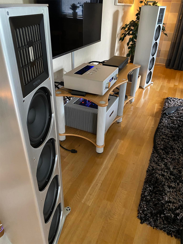 Piega 711 LTD Mk2 Piega 711 LTD Mk2 - Bild 5 av 5