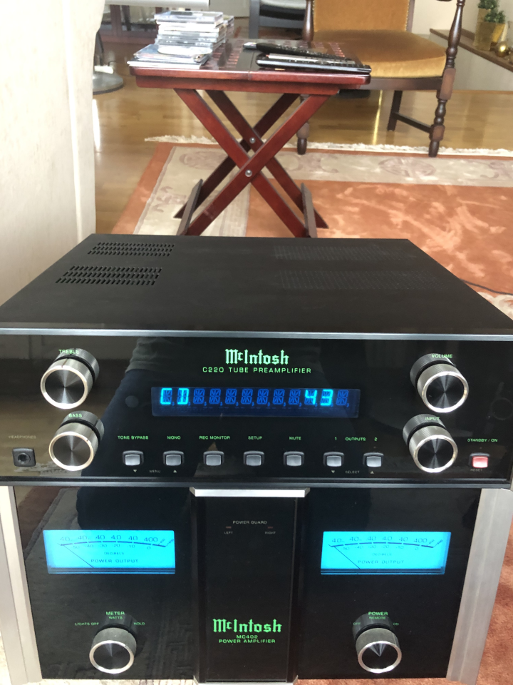 McIntosh C220 rör-försteg