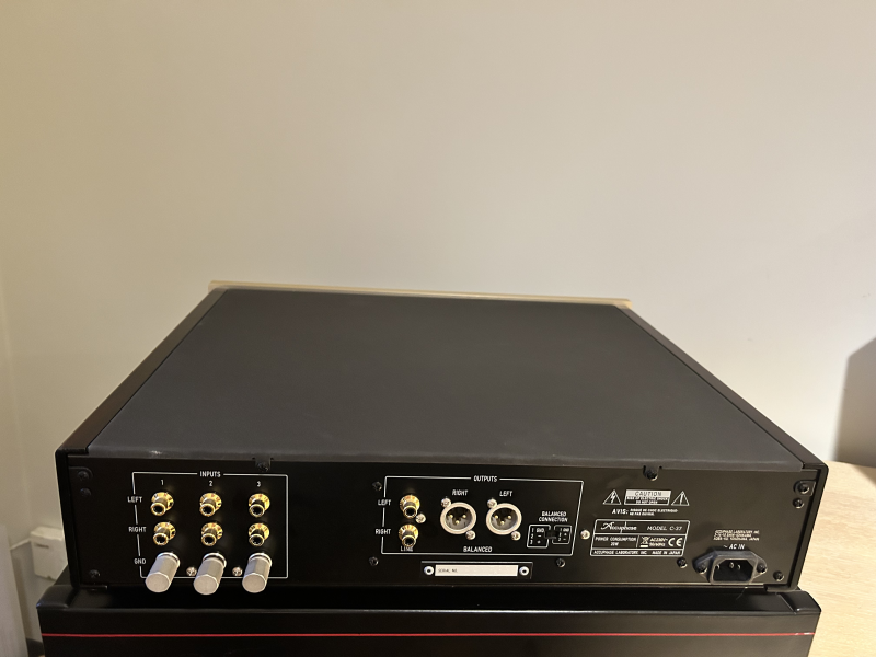 Accuphase C-37 Phono-försteg Accuphase C-37 Phono-försteg - Bild 2 av 4