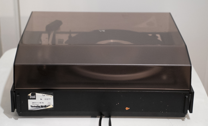 Dual 1225 Helautomatisk skivspelare