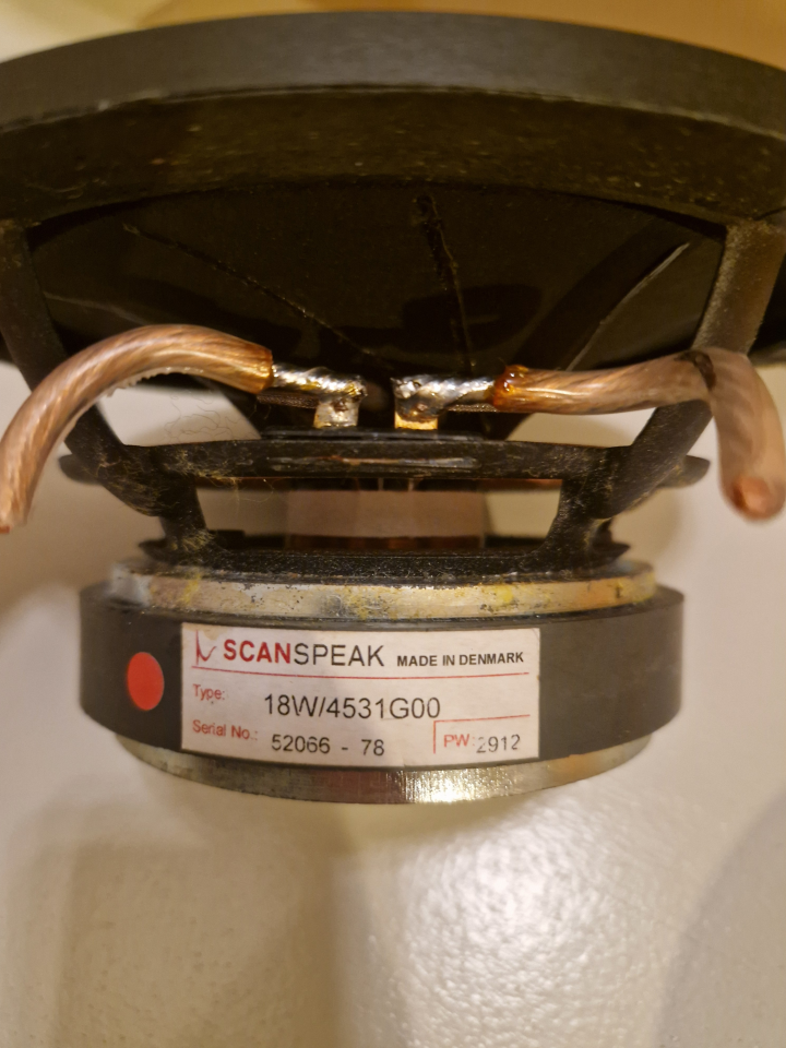 ScanSpeak Revelator 18W/4531G00