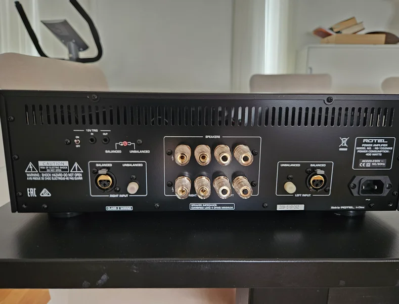 Rotel RB-1552 MKII Rotel RB-1552 MKII - Bild 2 av 5