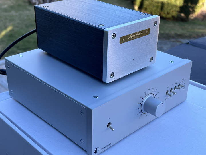 Pro-Ject Phono Box RS