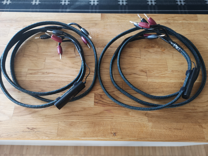 Audioquest Rocket 88 v48, Biwire  2x2,4m  Högtalarkablar. Gott skick.