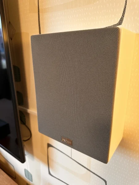 Lyngdorf, komplett 2.2-system - Bild 5 av 7