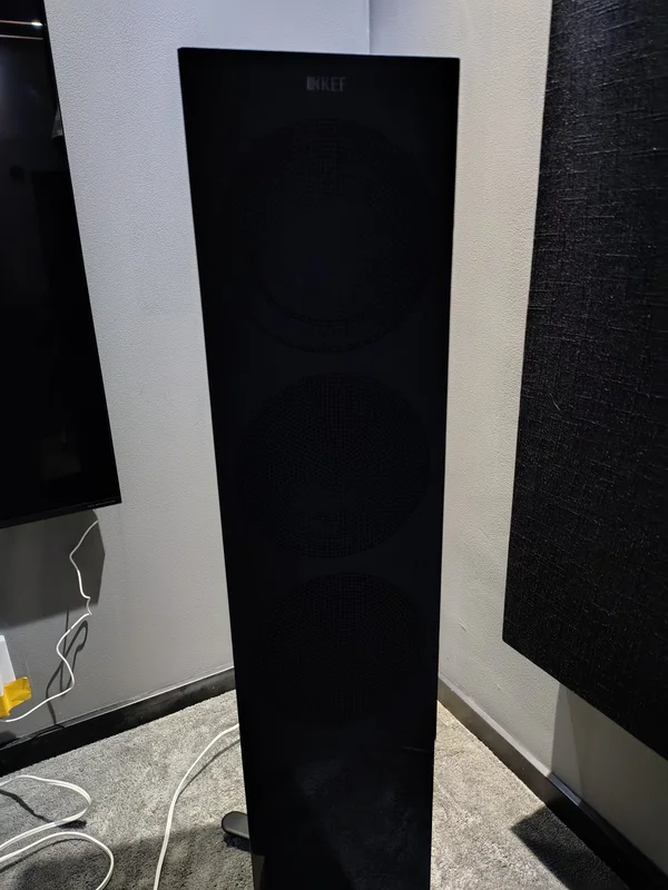 KEF R7 i fint skick  - Bild 2 av 2