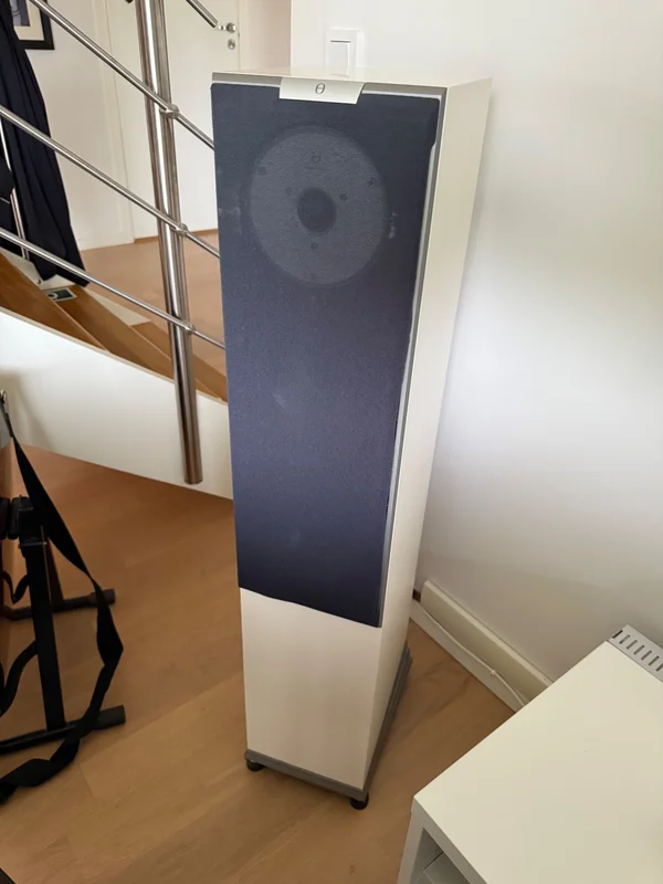 High-end tv&aring;kanal - Audiovector Mi3 Signature, Arcam A-90 samt Denon streamer - Bild 3 av 8