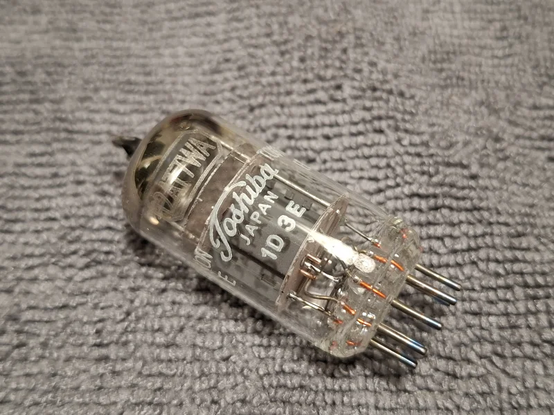 Toshiba 12AT7WA (Ecc81) NIB / NOS Made in Japan Toshiba 12AT7WA (Ecc81) NIB / NOS Made in Japan - Bild 4 av 4